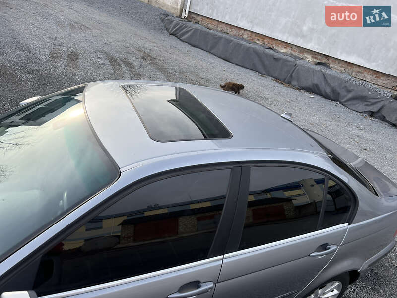 Седан BMW 3 Series 2003 в Ровно