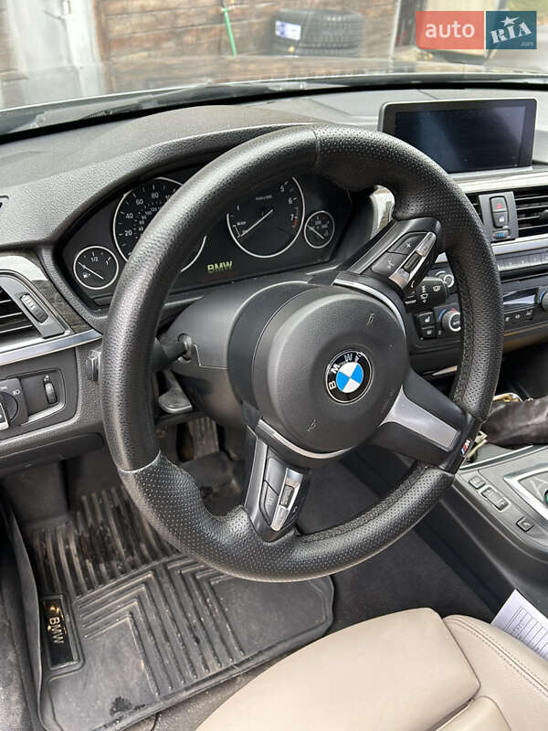 Седан BMW 3 Series 2015 в Києві