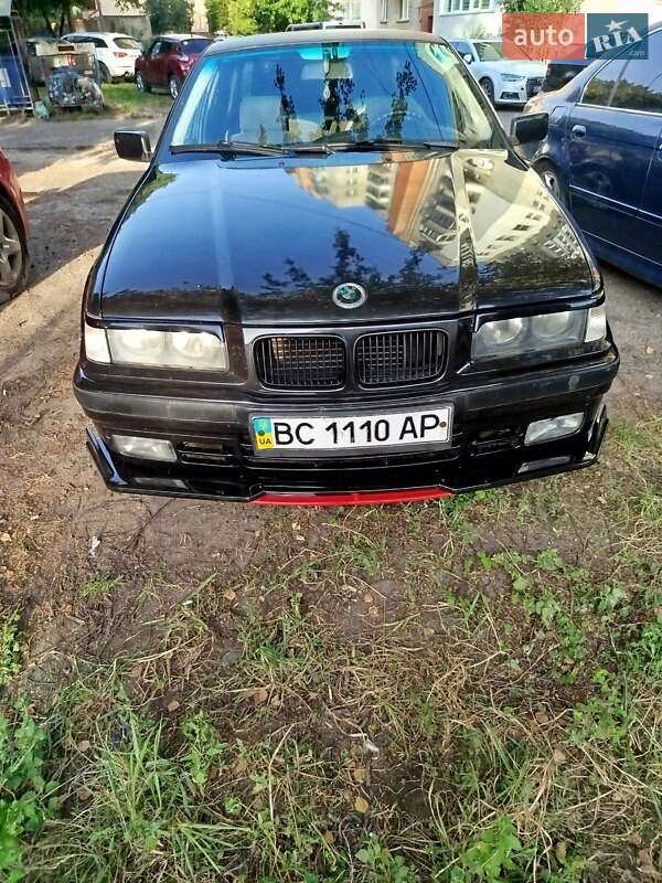 Седан BMW 3 Series 1995 в Львове