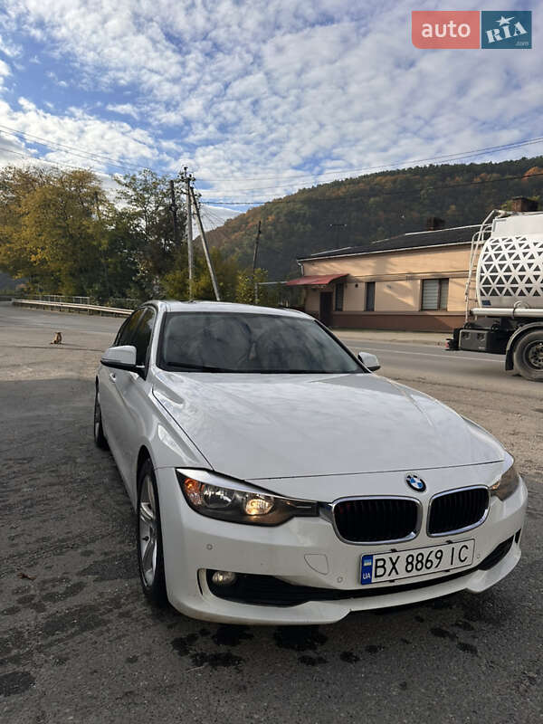Седан BMW 3 Series 2013 в Заліщиках