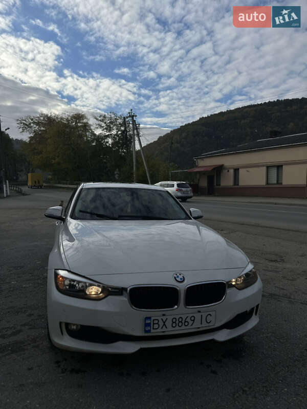 Седан BMW 3 Series 2013 в Заліщиках