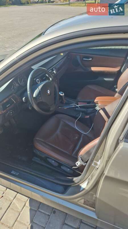 Седан BMW 3 Series 2008 в Верхней Сыроватке фото 5 Седан BMW 3 Series 2008 в Верхней Сыроватке