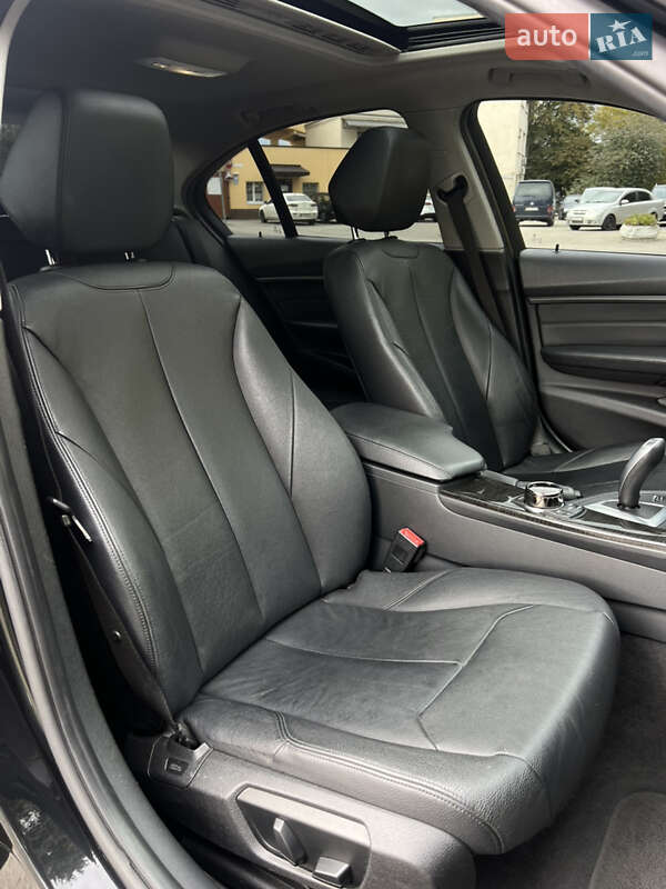 Седан BMW 3 Series 2012 в Киеве