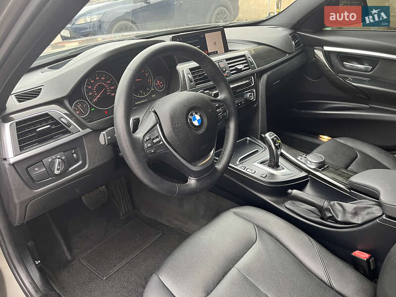 Седан BMW 3 Series 2018 в Калуше фото 19 Седан BMW 3 Series 2018 в Калуше