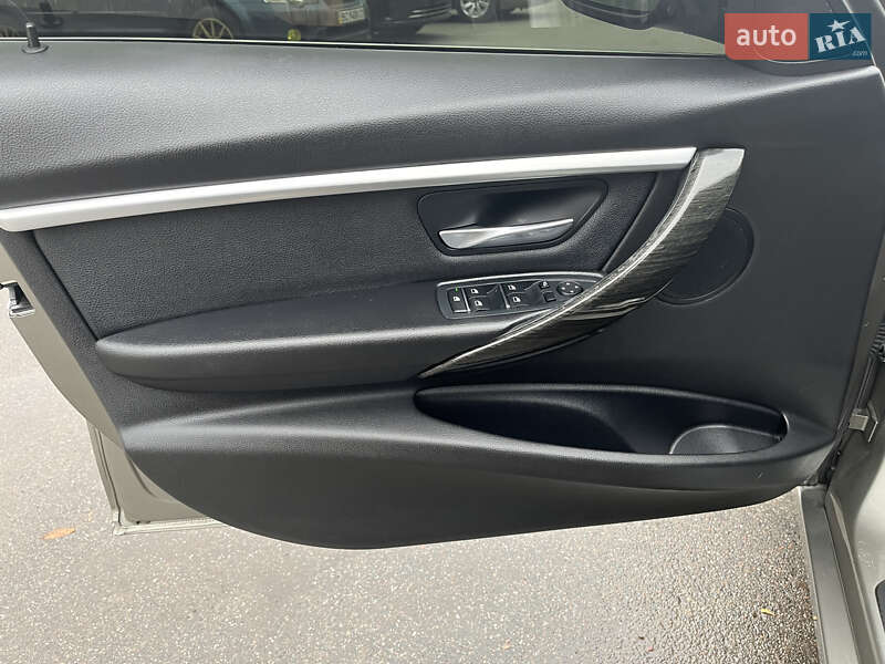 Седан BMW 3 Series 2018 в Калуше фото 24 Седан BMW 3 Series 2018 в Калуше