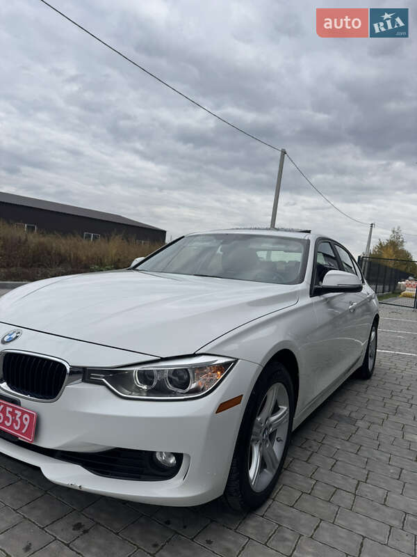Седан BMW 3 Series 2015 в Ивано-Франковске