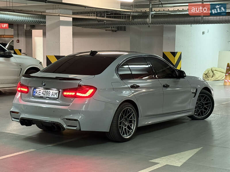 Седан BMW 3 Series 2016 в Дніпрі