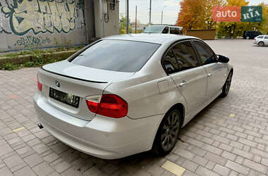 Седан BMW 3 Series 2007 в  фото 8 Седан BMW 3 Series 2007 в