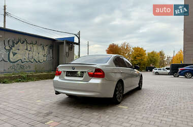 Седан BMW 3 Series 2007 в  фото 19 Седан BMW 3 Series 2007 в