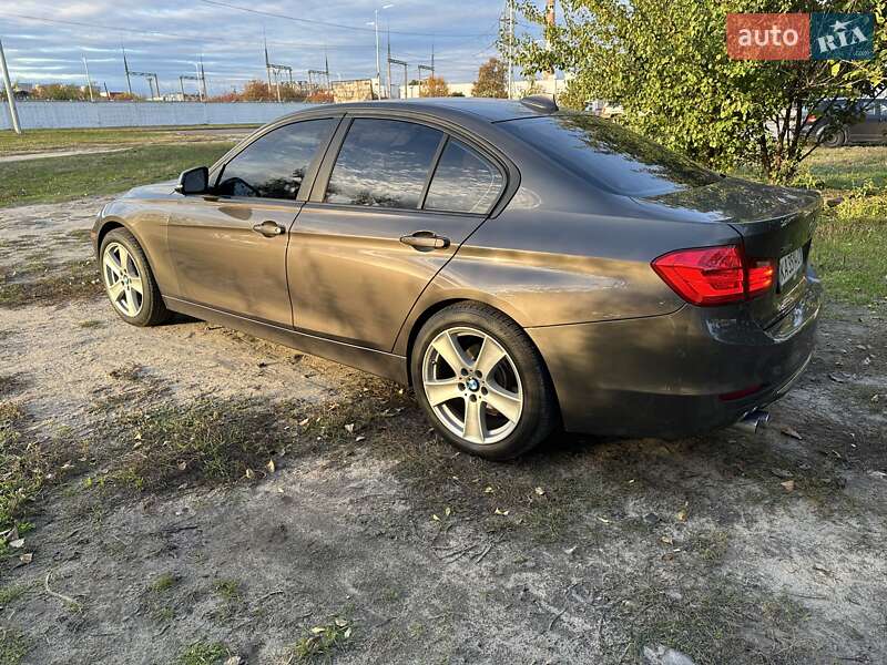 Седан BMW 3 Series 2014 в Киеве фото 9 Седан BMW 3 Series 2014 в Киеве