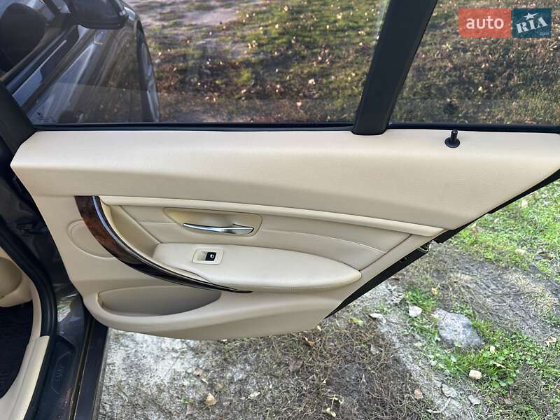 Седан BMW 3 Series 2014 в Киеве фото 23 Седан BMW 3 Series 2014 в Киеве