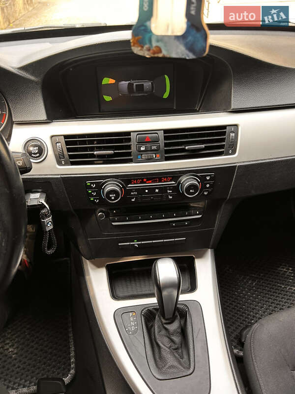 Универсал BMW 3 Series 2010 в Городке фото 23 Универсал BMW 3 Series 2010 в Городке