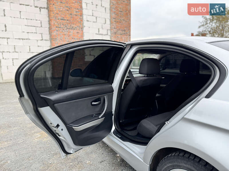 Седан BMW 3 Series 2007 в Хмельницькому