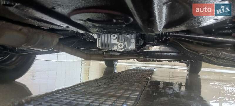 Седан BMW 3 Series 1986 в Ладыжине