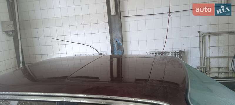 Седан BMW 3 Series 1986 в Ладыжине