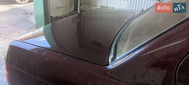 Седан BMW 3 Series 1986 в Ладыжине