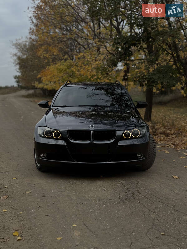 Универсал BMW 3 Series 2006 в Краматорске