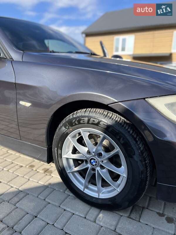Универсал BMW 3 Series 2008 в Малинцах
