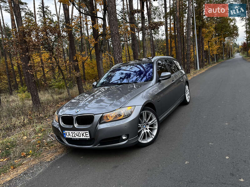 BMW 3 Series 2011 BMW 3 Series 2011