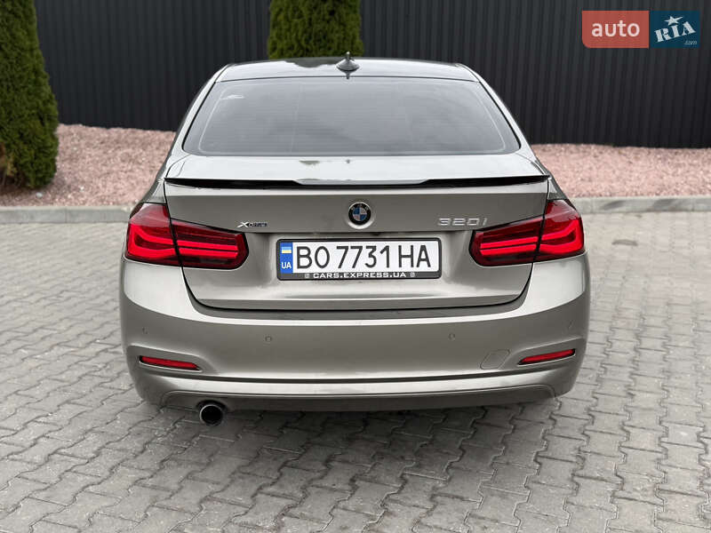 Седан BMW 3 Series 2016 в Тернополе