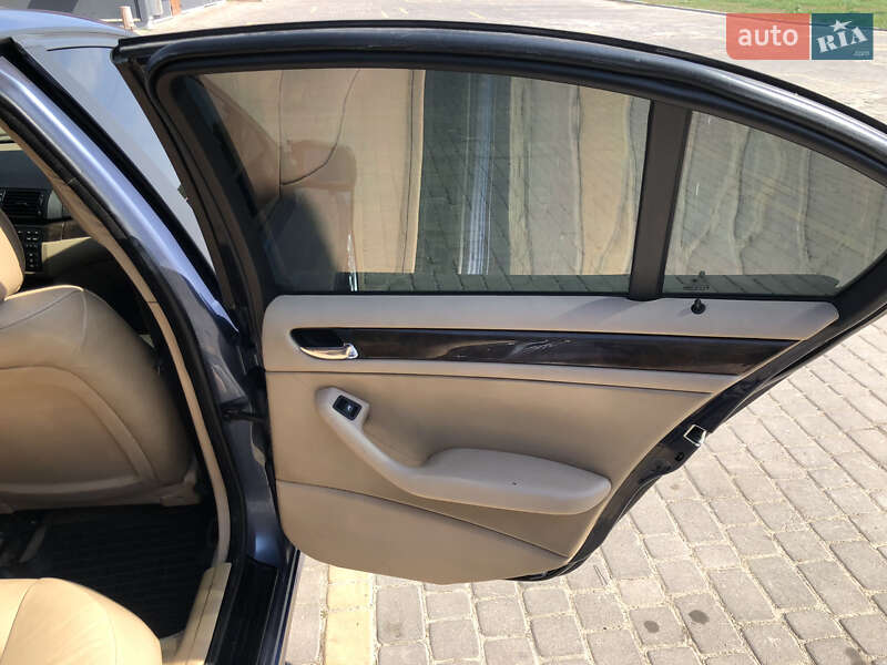 Седан BMW 3 Series 2002 в Белогорье