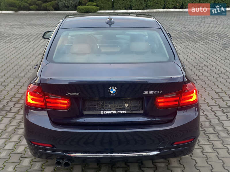 Седан BMW 3 Series 2013 в Луцьку