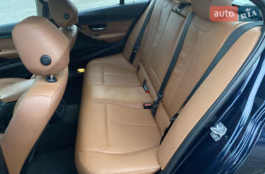 Седан BMW 3 Series 2013 в 