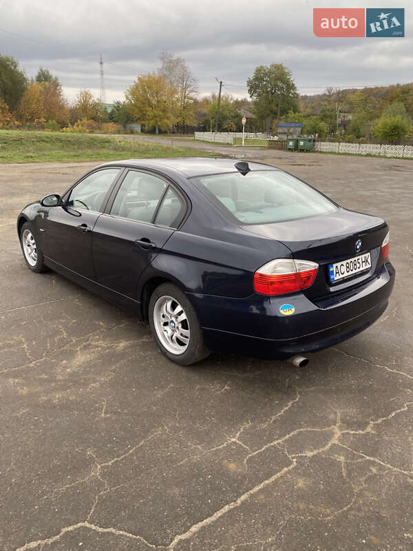 Седан BMW 3 Series 2005 в Балті фото 5 Седан BMW 3 Series 2005 в Балті