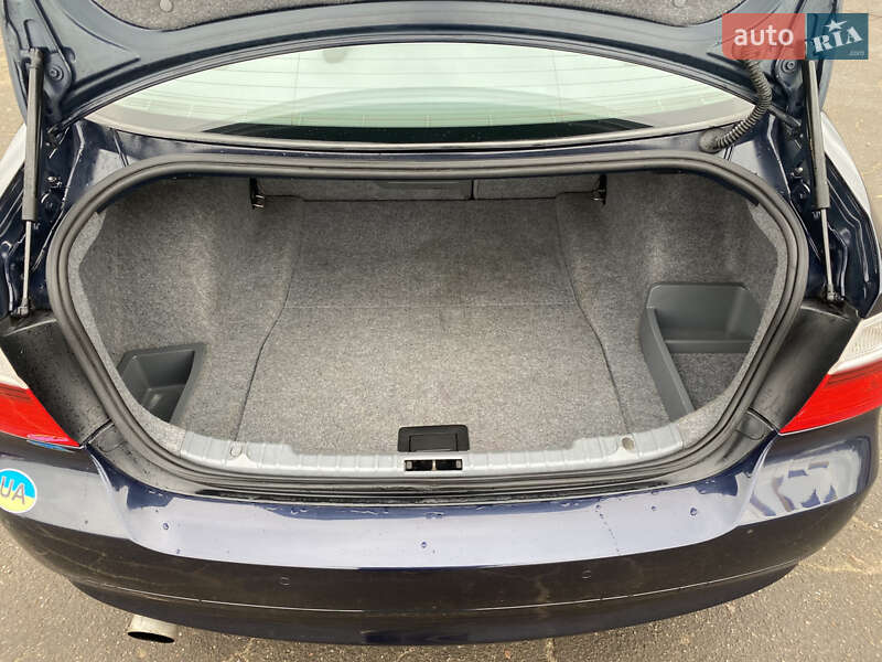 Седан BMW 3 Series 2005 в Балті фото 13 Седан BMW 3 Series 2005 в Балті