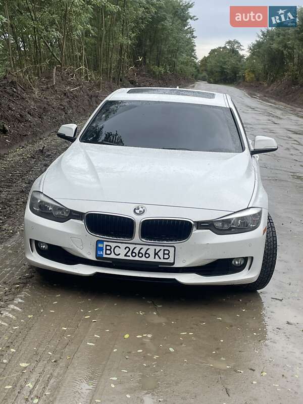 Седан BMW 3 Series 2014 в Львове