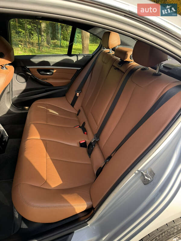 Седан BMW 3 Series 2015 в Шепетовке
