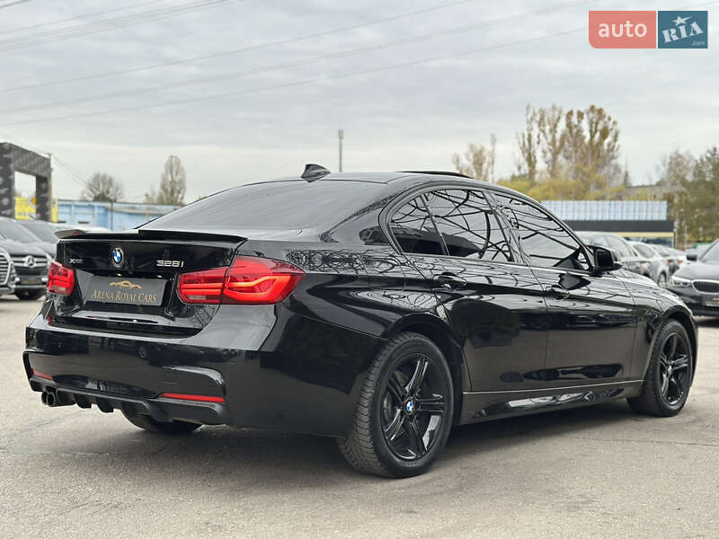 Седан BMW 3 Series 2015 в Харькове