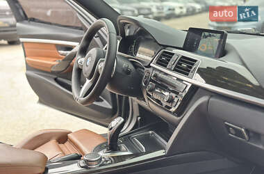 Седан BMW 3 Series 2015 в 