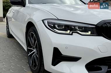 Седан BMW 3 Series 2019 в 