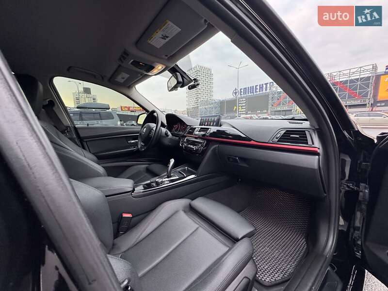 Седан BMW 3 Series 2017 в Києві фото 22 Седан BMW 3 Series 2017 в Києві