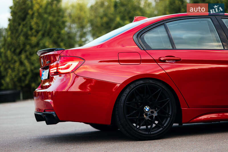 Седан BMW 3 Series 2017 в Львове
