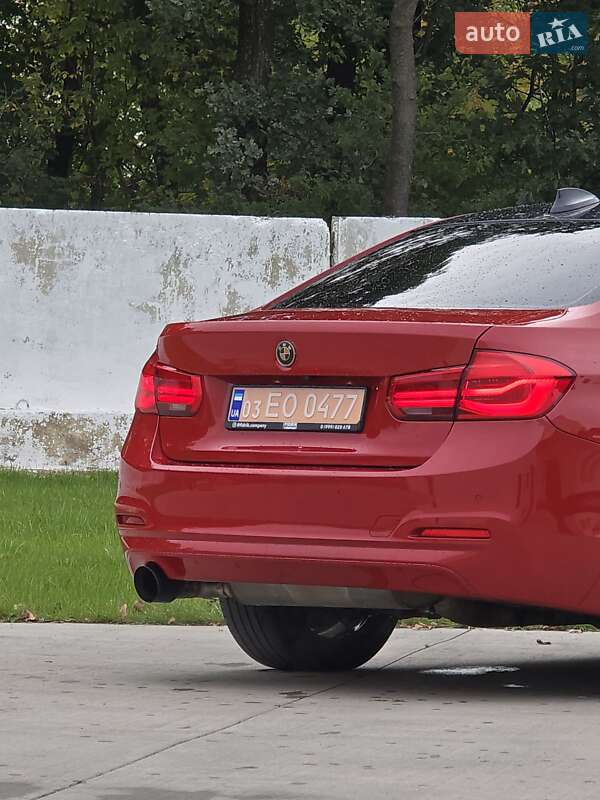 Седан BMW 3 Series 2016 в Луцке