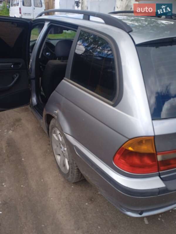 Универсал BMW 3 Series 2004 в Коростене