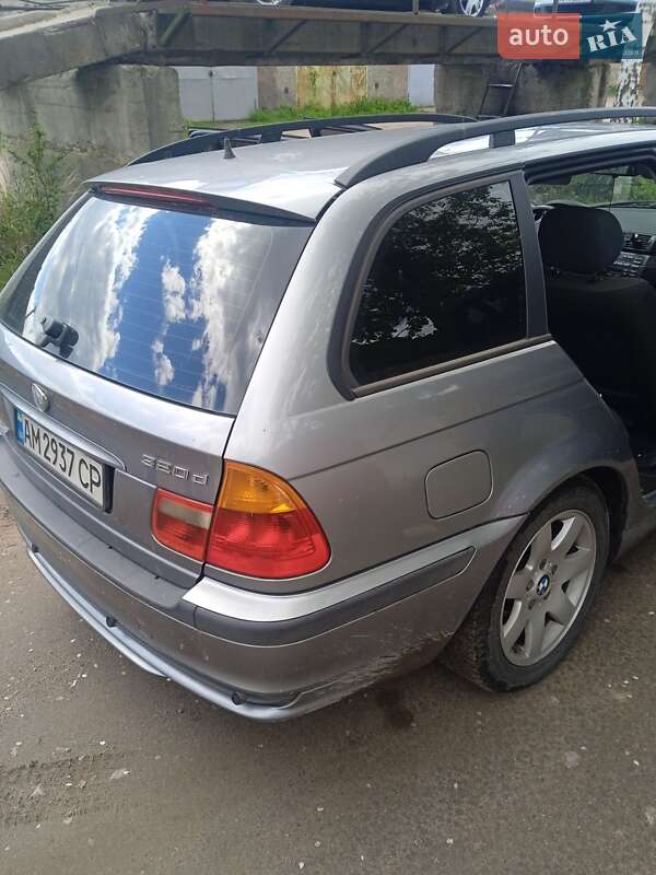 Универсал BMW 3 Series 2004 в Коростене