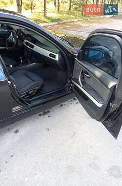 Седан BMW 3 Series 2006 в  фото 16 Седан BMW 3 Series 2006 в