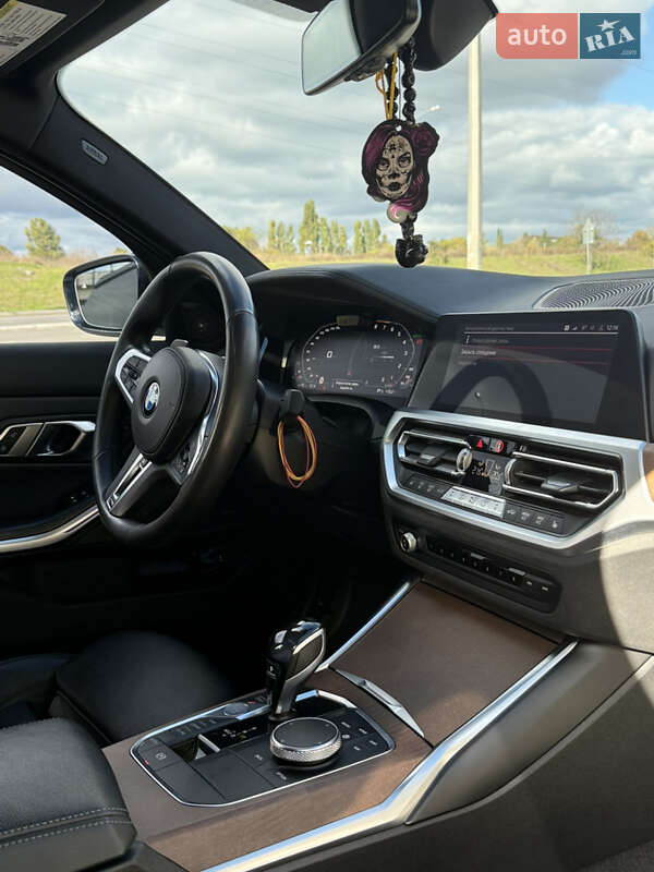 Седан BMW 3 Series 2019 в Одессе фото 18 Седан BMW 3 Series 2019 в Одессе