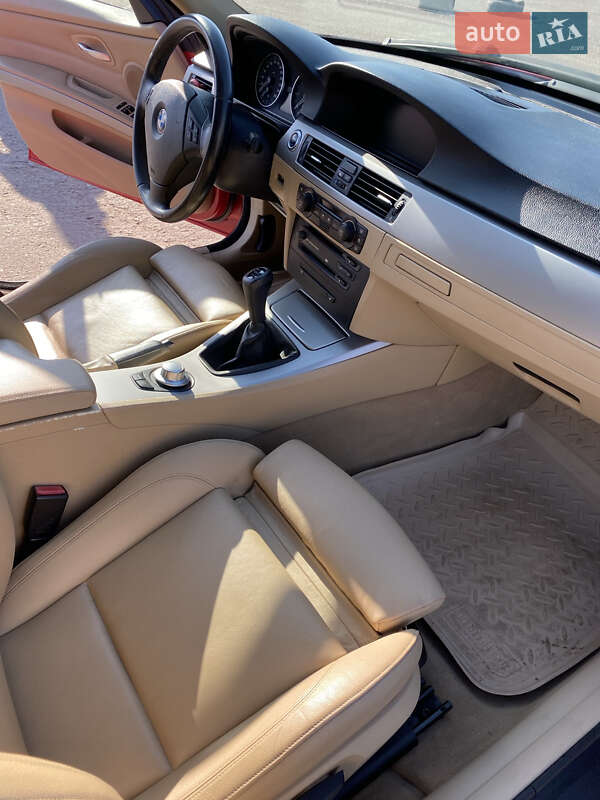 Седан BMW 3 Series 2005 в Рівному