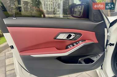 Седан BMW 3 Series 2025 в 