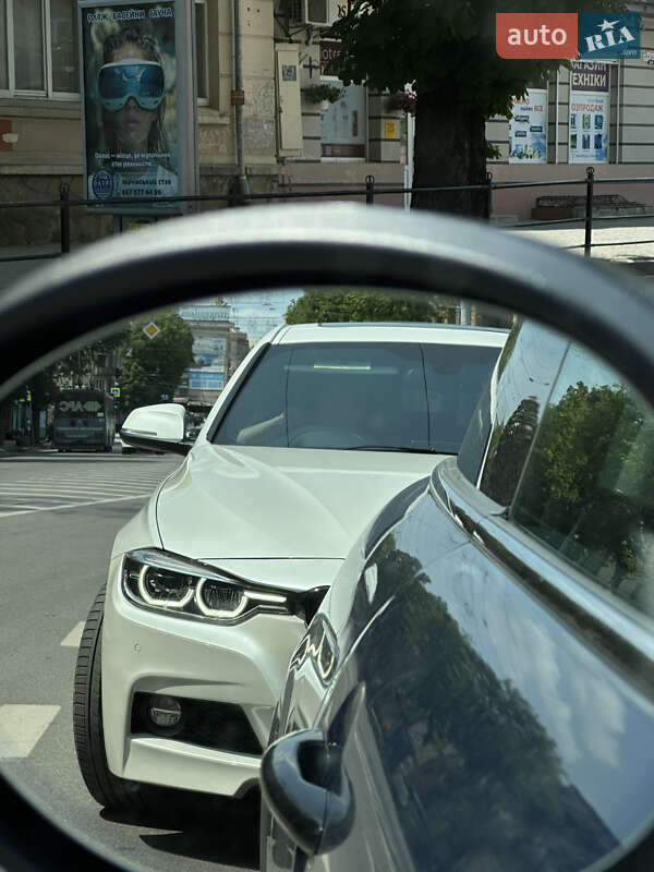 Седан BMW 3 Series 2015 в Тернополі