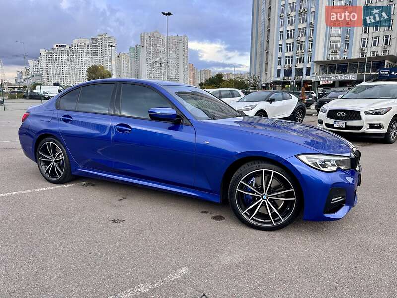 Седан BMW 3 Series 2022 в Киеве