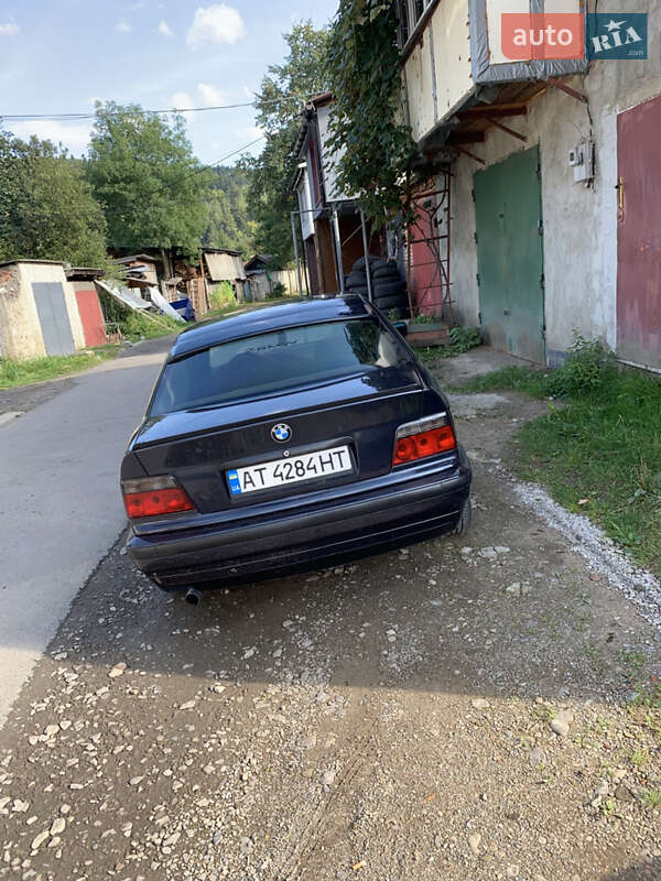 Седан BMW 3 Series 1993 в Сколе фото 6 Седан BMW 3 Series 1993 в Сколе