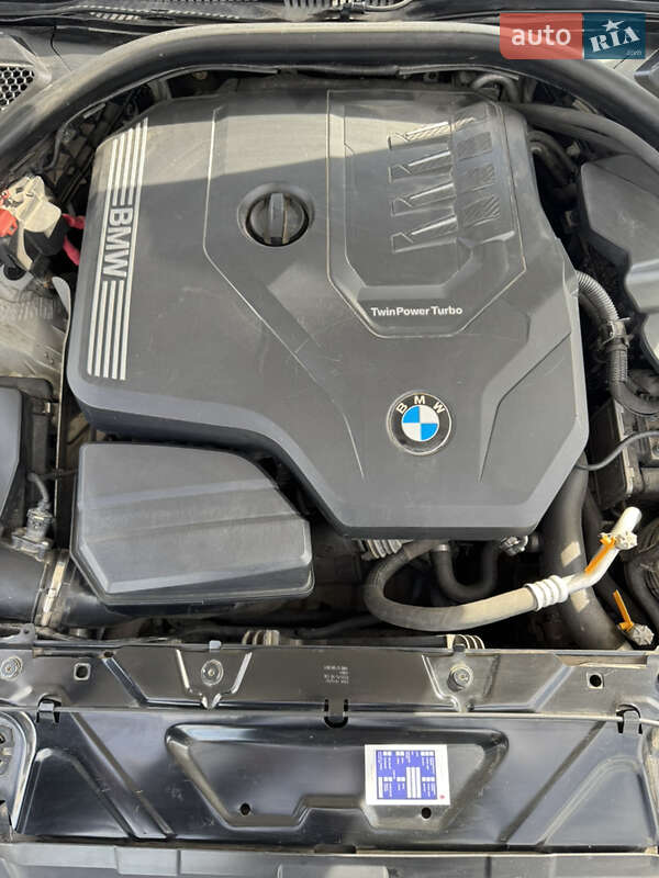 Седан BMW 3 Series 2020 в Кропивницком