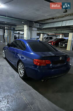 Купе BMW 3 Series 2013 в 