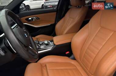 Седан BMW 3 Series 2019 в 