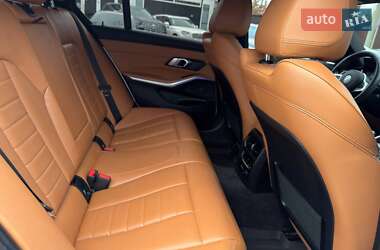 Седан BMW 3 Series 2019 в 